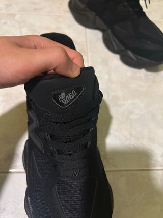 New Balance 9060 Nero