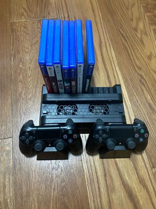 Supporto DND PS4 Multifunzione con Controller