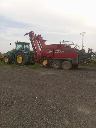 New Holland BB950AS Empacadora