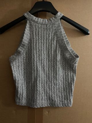 Top Bershka gris talla S