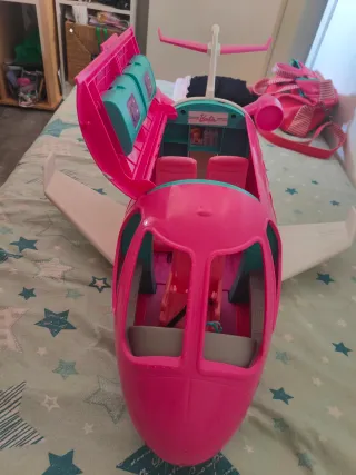 Avión Barbie con accesorios