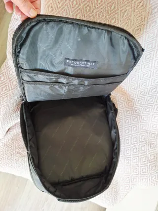 Mochila Paco Martinez Negra con cargador