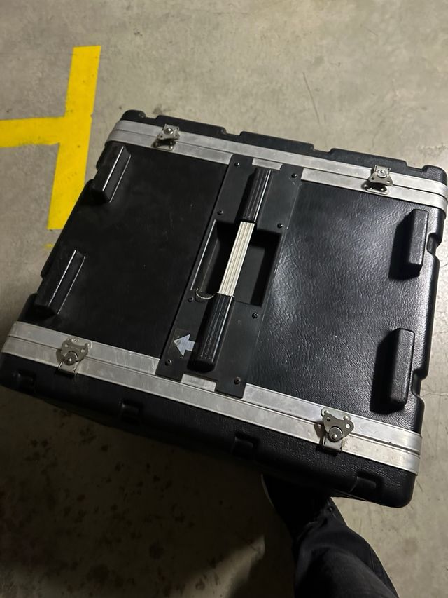 Cambio Rack SKB 12U por uno de 4U