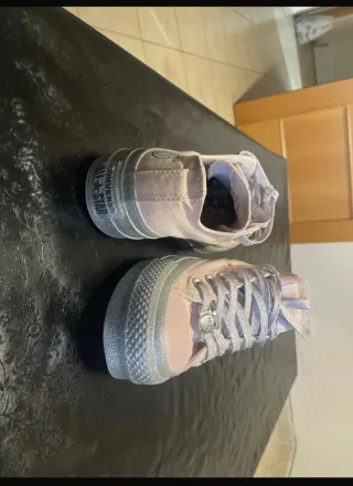 Converse rosas y plateadas