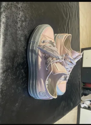 Converse rosas y plateadas