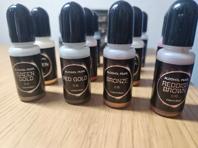 Set di 12 colori alcolici metallizzati