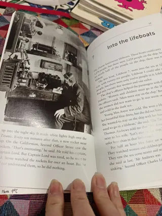 Oxford Bookworms Factfiles: Titanic: Level 1: 4...