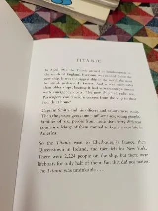Oxford Bookworms Factfiles: Titanic: Level 1: 4...