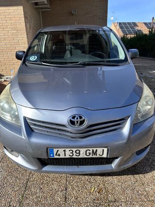 Toyota Verso 2.0 D4 7PZ ACT