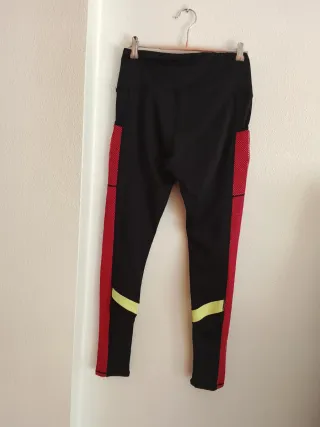 Mallas South Beach Negras y Rojas