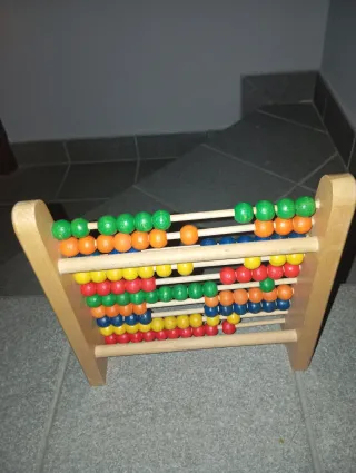 Ábaco de madera para niños