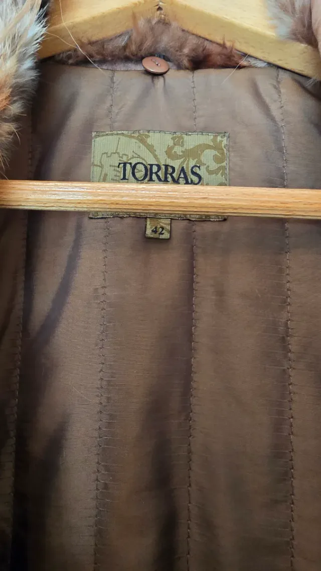 Abrigo piel efecto desgastado