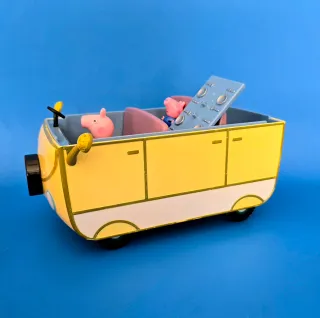 Set Peppa's Family Red Car and Camperavan