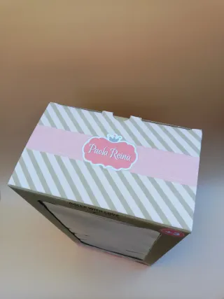 Caja Muñeca Paola Reina