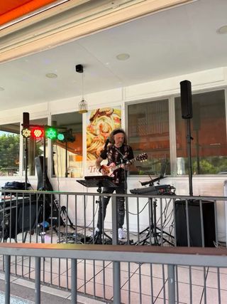 Cantante per Capodanno 3496057837