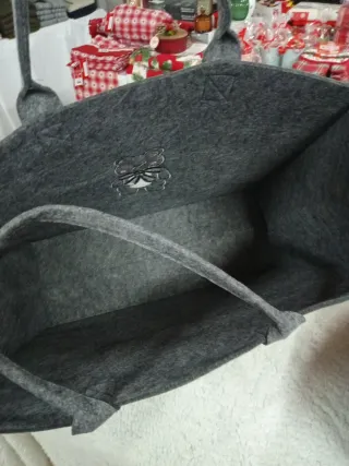 Borsa in feltro + plaid matrimoniale grigio