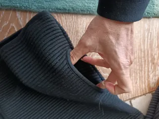 Felpa elegante nera donna con zip