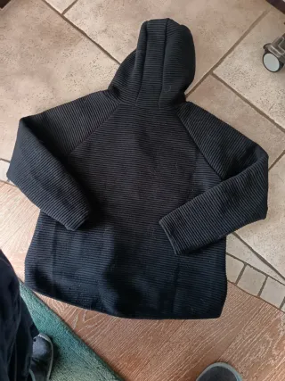 Felpa elegante nera donna con zip