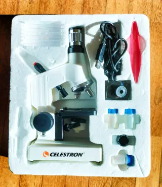 Kit Microscopio Digital Celestron
