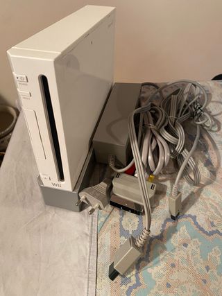 Nintendo Wii Bianca con accessori e giochi