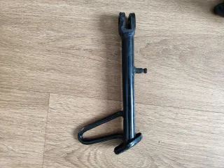 Pata Lateral Kymco Superdink 125/350i