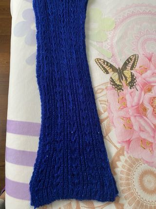 Bufanda azul con lentejuelas