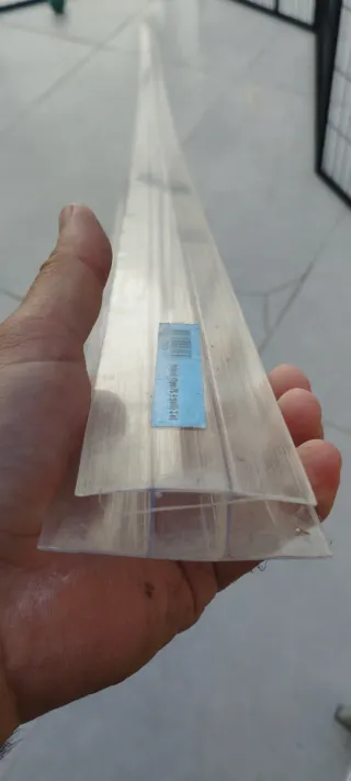 Perfil U  y doble t en Policarbonato