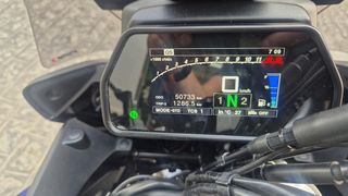 Yamaha Tracer 900 GT Negra y Azul