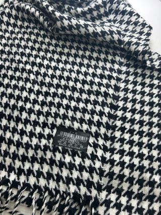 Bufanda Pata de Gallo Negra y Blanca