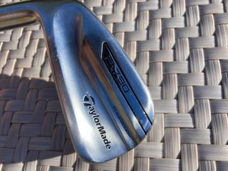 Hierro 7 Iron Palo TaylorMade P790 Forged Zurdo