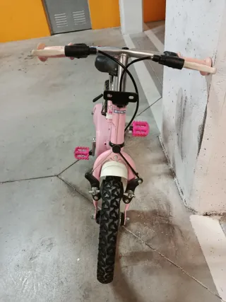 Bicicleta infantil rosa niña