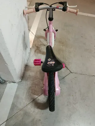 Bicicleta infantil rosa niña