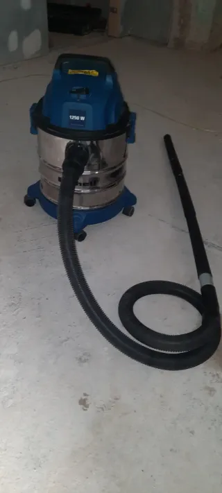 Aspiradora 1250W Nueva