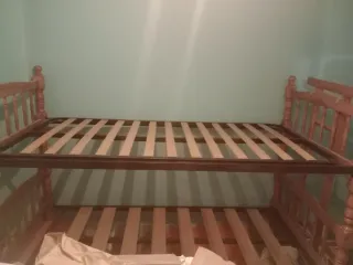 Literas de Madera y Metal