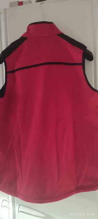 Gilet sportivo Norma rosso e nero