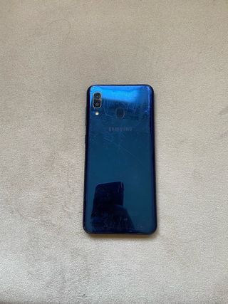 Samsung Galaxy A20 Negro/Azul marino