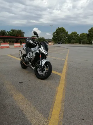 Kawasaki Z750