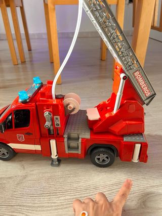 Camión Bomberos Bruder con Escalera