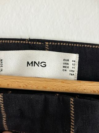 Pantalones de cuadros Mango negros y beige