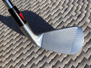 Hierro 7 Iron Palo TaylorMade P790 Forged Zurdo