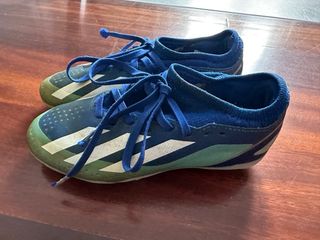 Botas de Fútbol Adidas Talla 33