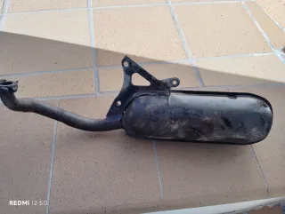 Tubo de escape Yamaha Jog R