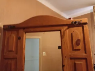 Mueble recibidor madera con espejo