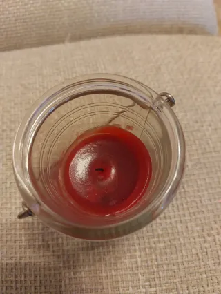 Yankee Candle piccola rossa usata