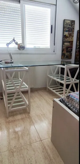 Cama nido y mesa cristal