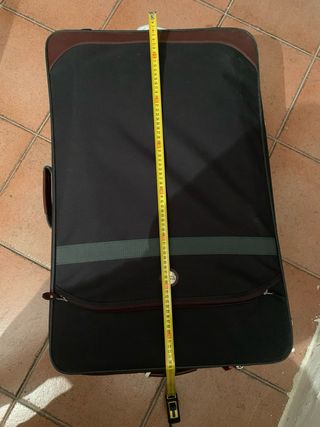 Valigia verde bottiglia e marrone