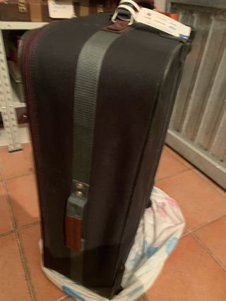 Valigia verde bottiglia e marrone