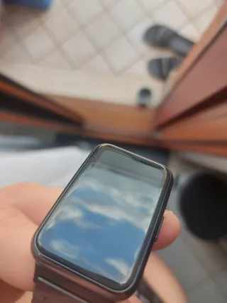 Smartwatch Huawei nero/oro con accessori