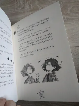 Kika Superbruja, loca por el fútbol (Kika super...