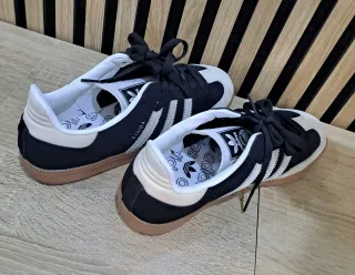 Adidas Samba Zapatillas Negras y Blancas